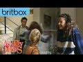 Eddie Punches Gerard In The Face To Protect Saffy Absolutely Fabulous