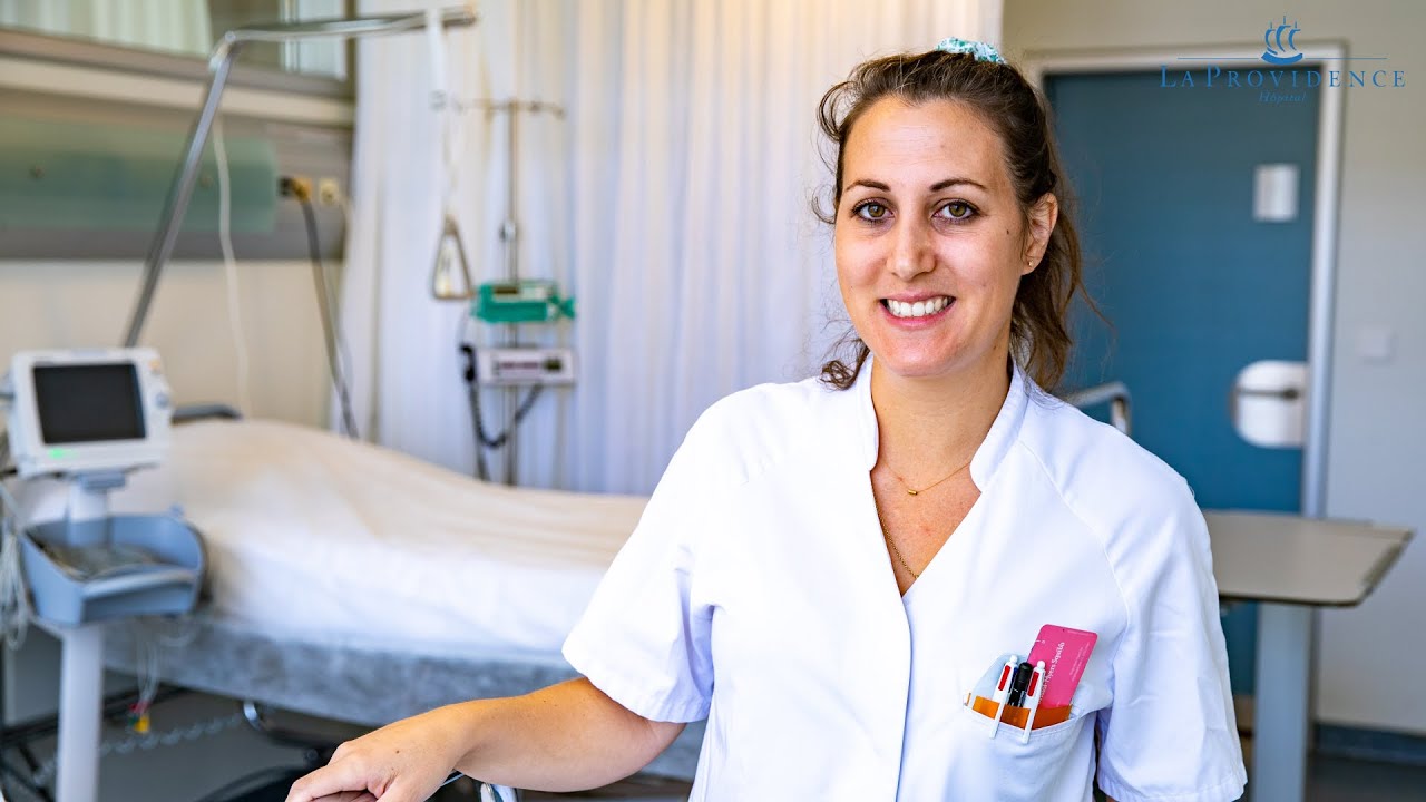<p><strong>Anne-Sophie Beccat<br />
Pflegefachkraft<br />
Hôpital de La Providence</strong></p> <p><strong>Anne-Sophie Beccat<br />
Pflegefachkraft<br />
Hôpital de La Providence</strong></p>