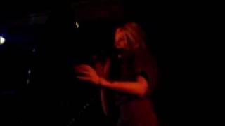 allegra shock - green grass