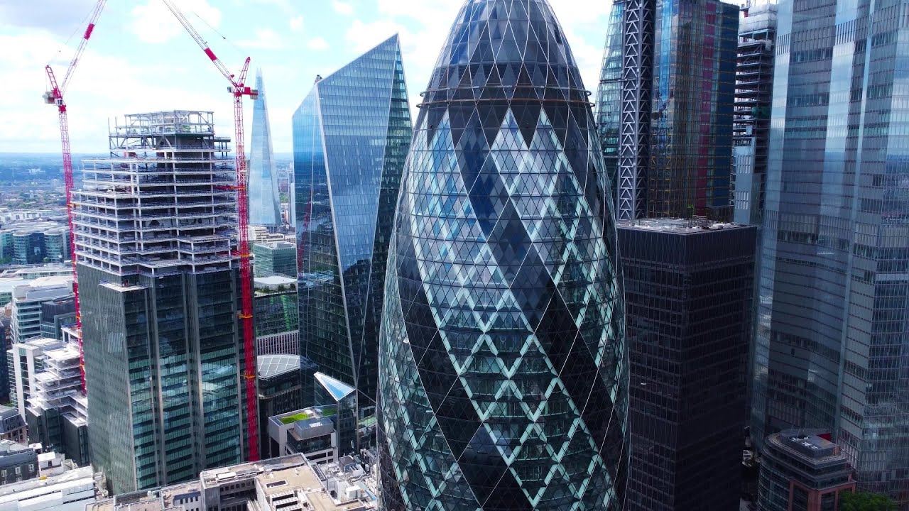 Experience the Square Mile from aerial perspective.