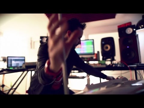 MANUDIGITAL - DUBPLATE STYLE - Bounty Killer