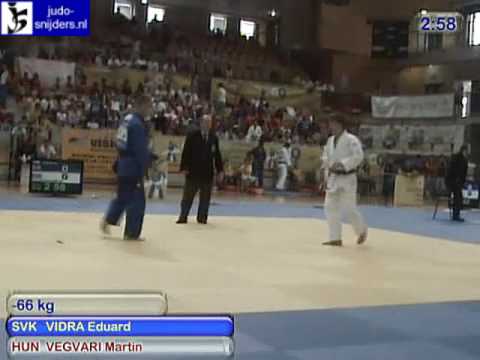 Judo 2009 Koper: Vidra (SVK) - Vegvari (HUN) [-66kg].
