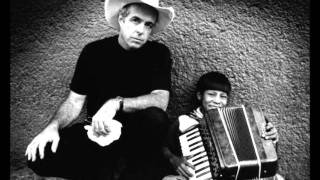 Tom Russell - Beautiful Trouble