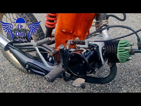 I used 2 engines from the scrap yard, to combine them into 1 engine, 2 stroke, 100cc