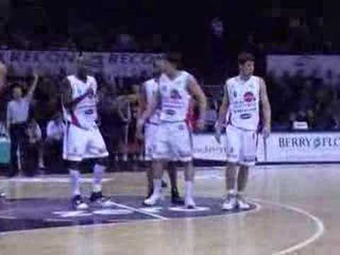 20 12-01-08 BCO-Leuven - Vrijworpen Veselin Petrovic.mpg