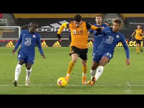 When 20 years Old Pedro Neto Destroyed Chelsea!!