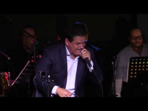 MAXIMO Y CHAMORRO - LALO RODRIGUEZ