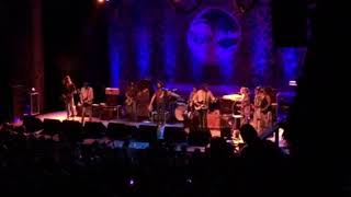 The Magpie Salute covering Pink Floyd's Fearless