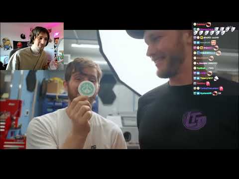 xQc Reacts to I didn't WANT to be mean, but... by Linus Tech Tips