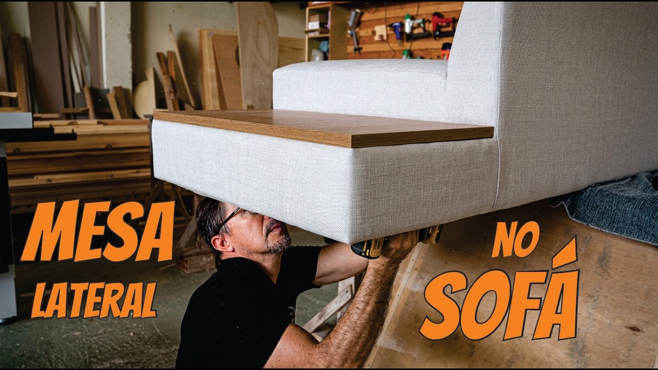 SOFÁ COM MESA LATERAL INTEGRADA EM MDF