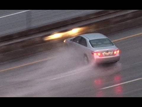 ULTIMATE Compilation of Car & Truck Slides / Spinouts in Bad Weather! High Quality Cameras