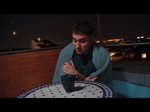 AmbkorTv - AMBKOR - "CUANDO TODOS DUERMEN" [VIDEOCLIP OFICIAL] #ELRIODELAVIDA