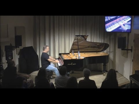 Joe Bongiorno performs Touched live in concert, Piano Haven, Shigeru Kawai