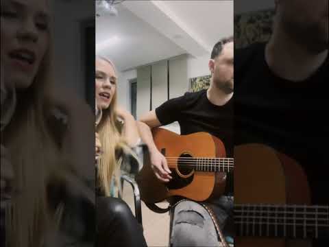 Flowers - Miley Cyrus Acoustic (Cover by Nika Zorjan)