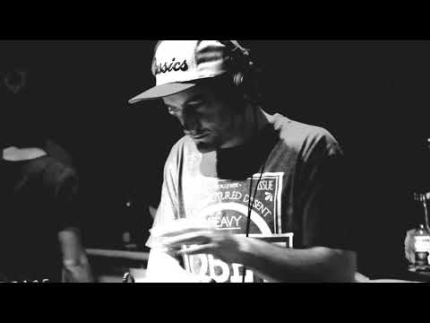 Trumpsta- Contiez feat Treyy- MAD EDIT