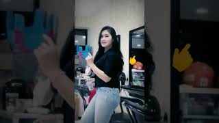 Download lagu Memang cantik oh cantik mp3