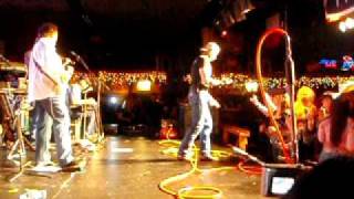 Aaron Tippin plays &quot;Kiss This&quot; at Cotton Eyed Joe