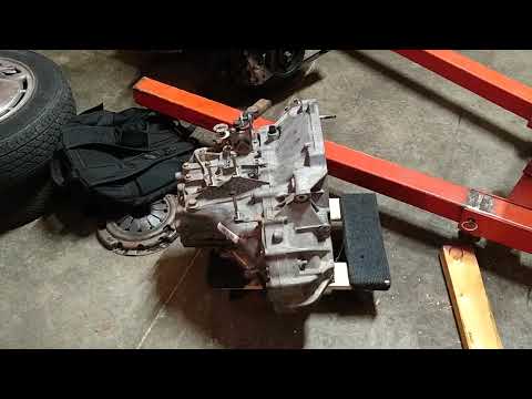 K24 Honda Insight Swap Episode 21: Back Apart Again, Budget K Series AC and PS Delete Belt Setup