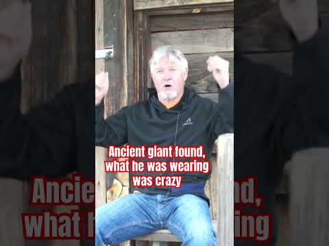 Ancient giant found with a gold sword