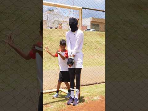 IMPOSSÍVEL FAZER GOL NESSE GOLEIRO 😂⚽