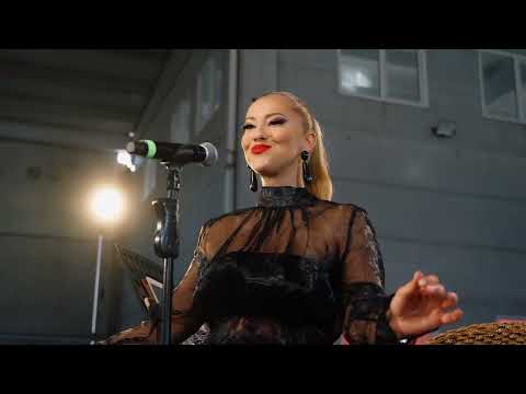 İpek Demir - Gönlüm Ataşlara Yandı Gidiyor (Akustik Cover)