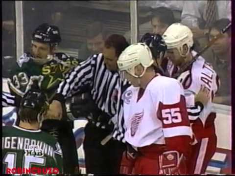 Kirk Maltby vs  Benoit Hogue Apr 15, 1998