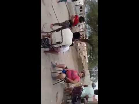 la anyi y la yakira peleeeeando por el Braya