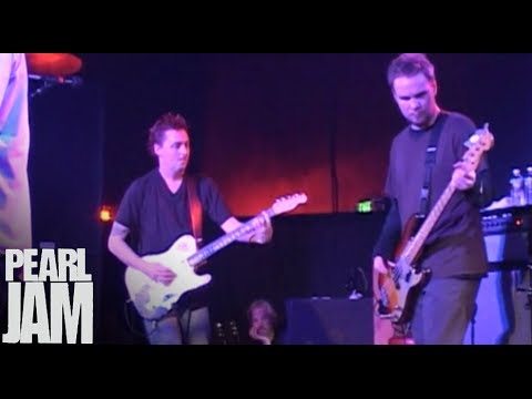 Love Boat Captain - Live at the Showbox - Pearl Jam