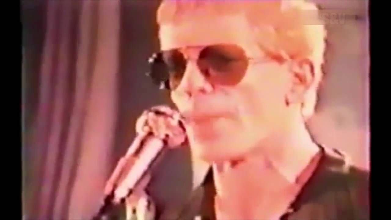 Lou Reed - Vicious (live 1973) - YouTube