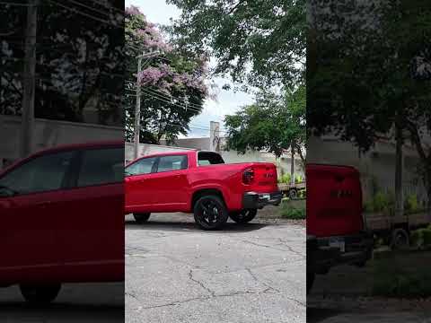 OLHA O RONCO DA RAMPAGE R/T.Tem o botão do modo Sport e um ronco só dela!