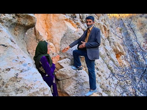 A widow frozen in the mountains; the kindness of a woodcutter is her last hope