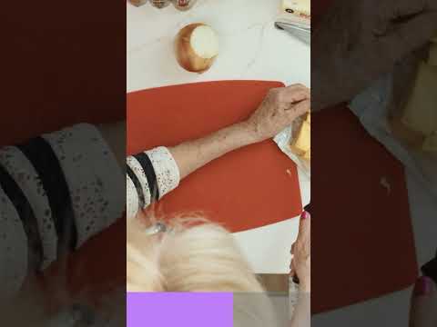 Steps to Making the Best Spinach Madeline