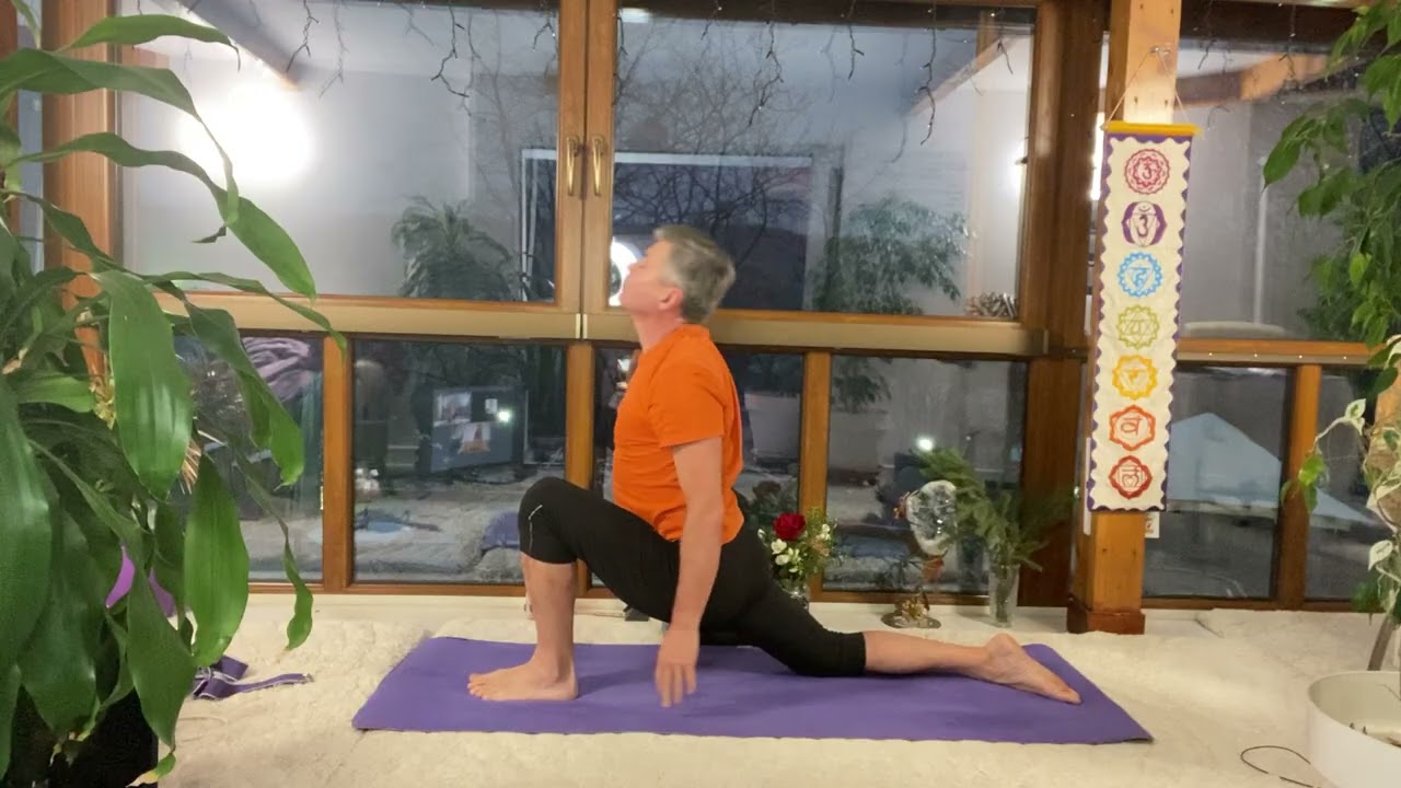 ☀️ Salutul Soarelui (Surya Namaskar) cu Duta Plăcintă | Hatha Yoga ☀️