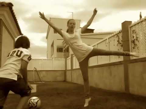 Schwanensee mal anders! Dramatik pur 😂  #drama #geschwister #zumtotlachen #top #funny #ballet