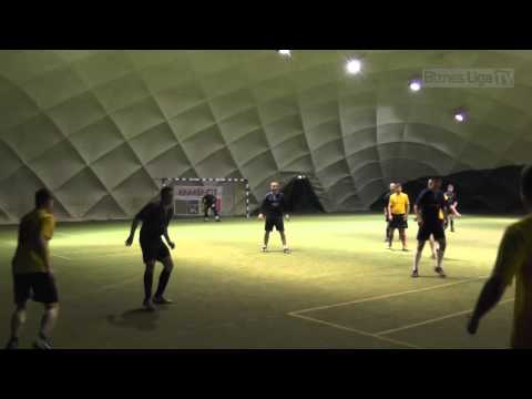 01.12.2014 III Biznes Liga A - EY vs. Alexandermann