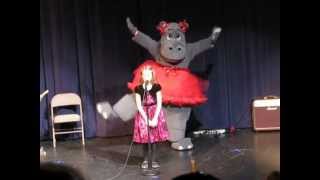 I Want a Hippopotamus for Christmas, Nikki Sings with a Dancing Hippo