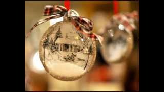 Royal Philharmonic Orchestra with David Arnold - Hooked On Christmas [Audio]