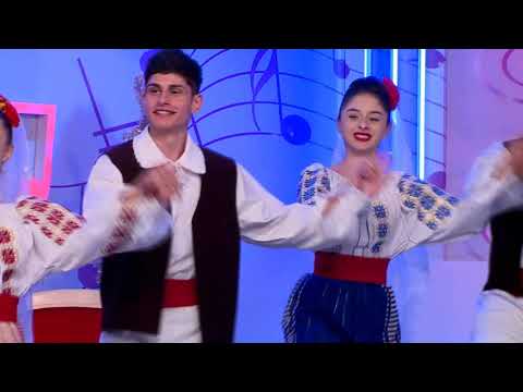 ANSAMBLUL FOLCLORIC PROFESIONIST ''FACĂRA PRAHOVEI'' -  FAMILIA FAVORIT (decembrie 2022)