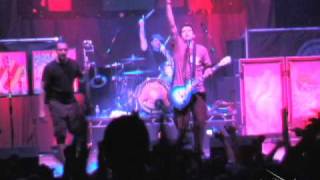 Less Than Jake Al&#39;s War, The Ghosts of Me and You (Live in St Louis)