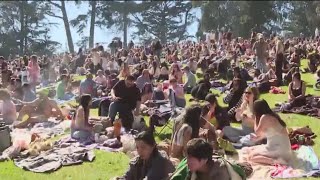 San Francisco 4/20: Thousands chill at Hippie Hill