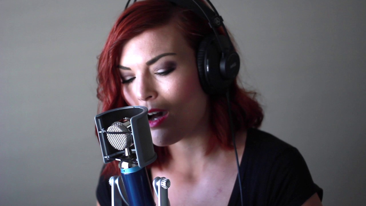 Promotional video thumbnail 3 for Adele - Cocktail Hour Singer 