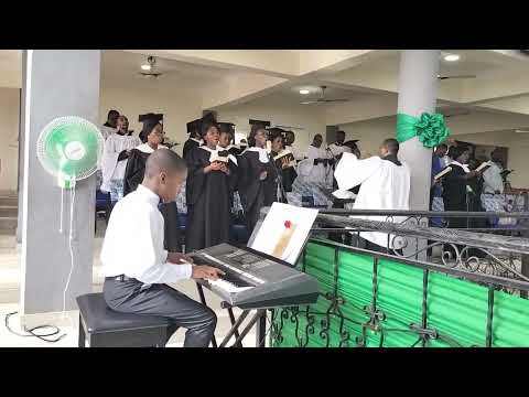 God reveals His presence (MHB 31)