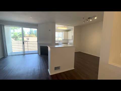 PL10162 - Impressive 2 Bed + 2.5 Bath 2-Story Apartment for Rent (Studio City, CA)