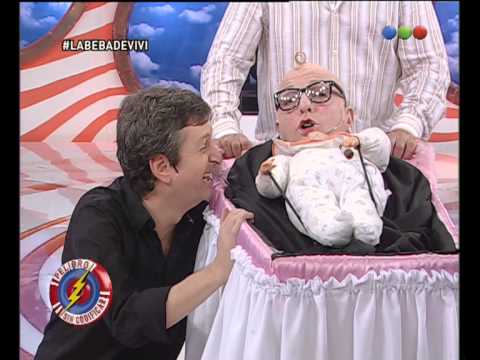 Martina, Moria: Hace Popo en Vertical - Peligro Sin Codificar