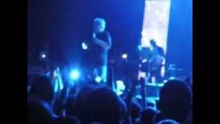 pasxalis terzis live afise me mono