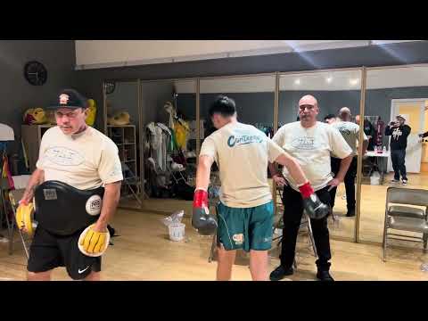 Sammy Contreras Jr. Works Mitts with Justin Fortune ahead of Fight