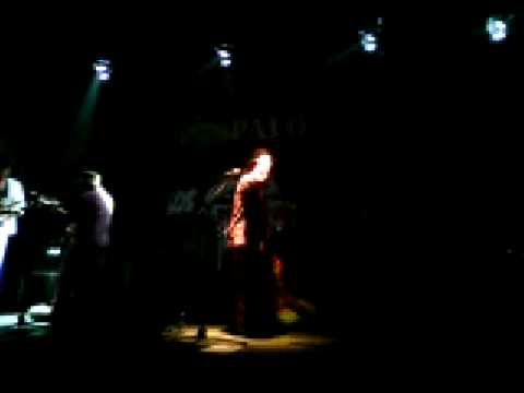 Los Guachis - El Muro (The Wall) en Marinaleda - Sala Palo Palo