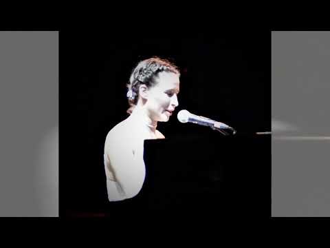 CiLi MARSALL, à Laroquebrou 2023, interprète "Pinetop's Boogie Woogie"