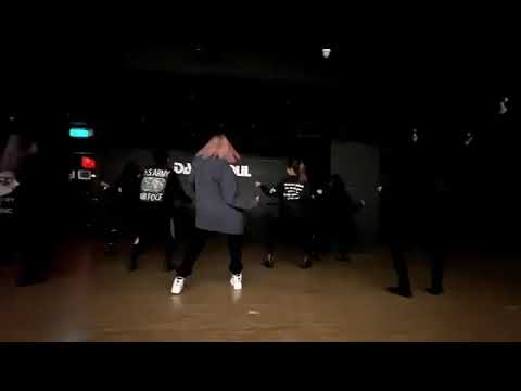 安心亞 Amber An「來追我男友吧」舞蹈 dance #2