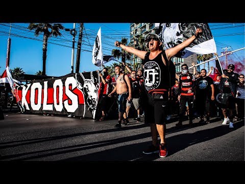 "¡Sin miedo al líder!" Barra: La Masakr3 &bull; Club: Tijuana